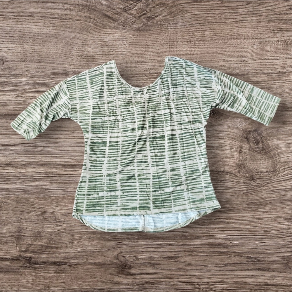 Olive and Khaki 3/4 Sleeve Top by Sweet Claire Size Large